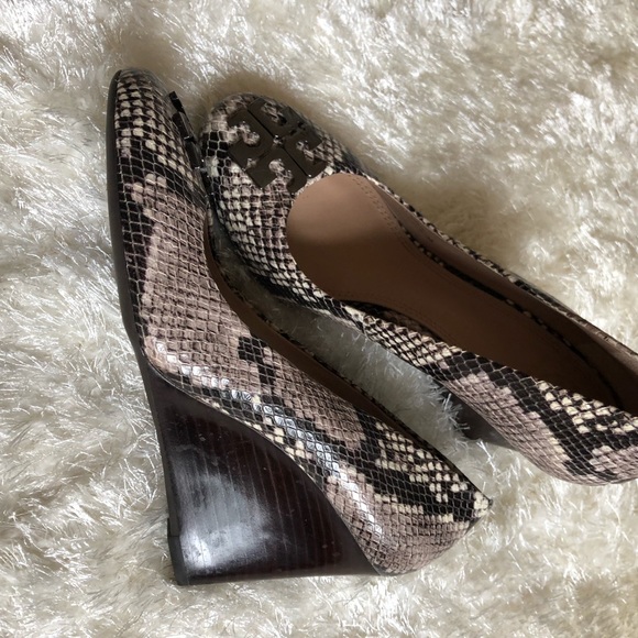Tory Burch Shoes - Tory Burch Snake Skin Wedge Shoes Size 8.5